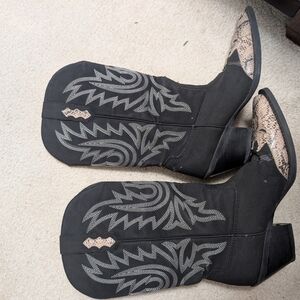 Matador Black /Beige Snake Skin Cowgirl Size 8 Boots